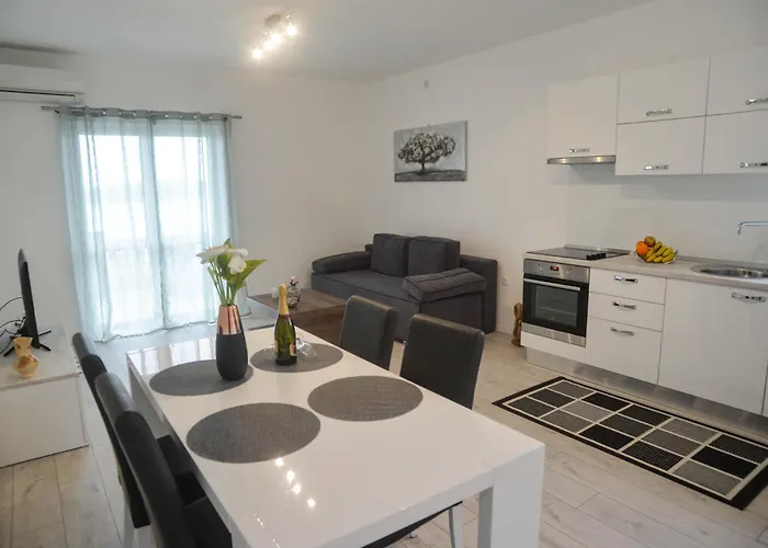 Apartman Mavra-kukljica