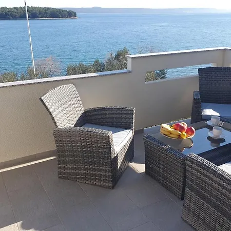 Apartament Mavra-kukljica *