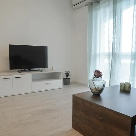 Mavra-kukljica Apartament